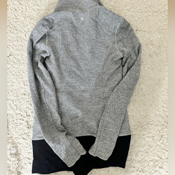 Lululemon Define Jacket - Picture 4 of 4